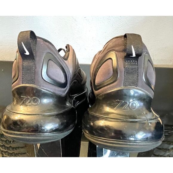 Nike Air Max 720 Total Eclipse A02924-004 Mem’s Sneaker Sjoes Size 10.5 Low - Picture 8 of 12